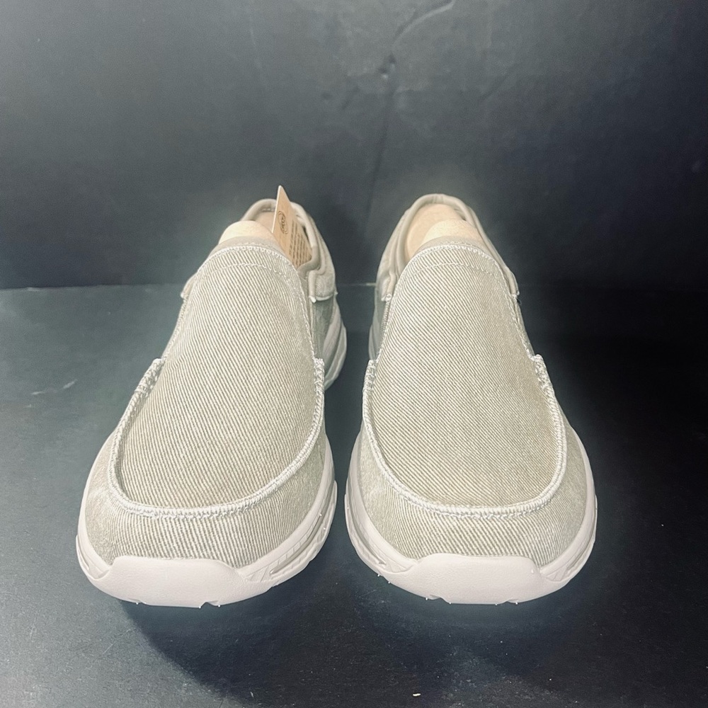 Skechers Creston-Moseco Men's Slip-On Canvas Loafers in Light Taupe